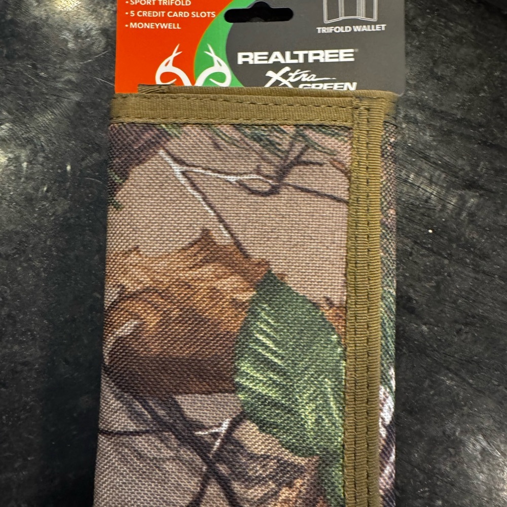 Realtree Xtra Green Trifold Wallet
